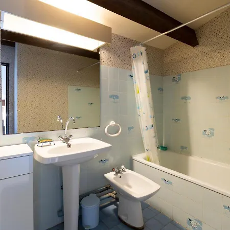 2 Bedroom Duplex With Alcove For 6 Agde